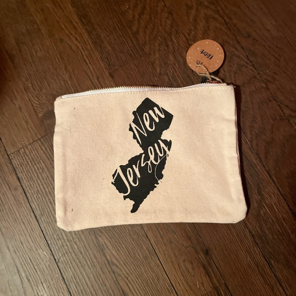 New with tags New Jersey makeup bag